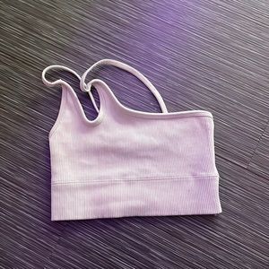 One shoulder Crop Top.